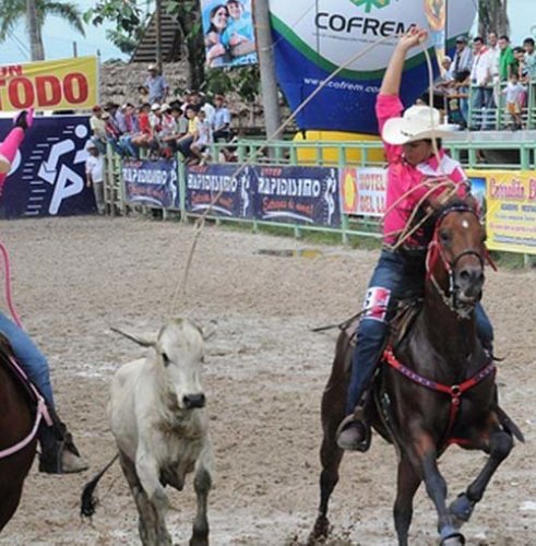 CONCURSO MUNDIAL DE LA MUJER VAQUERA